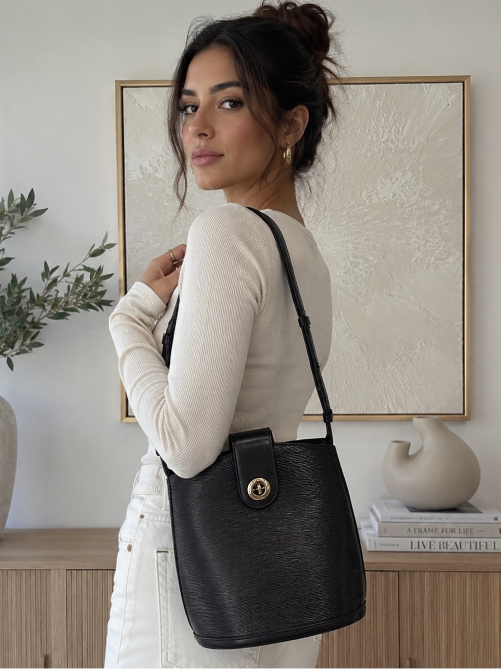 Authentic Vintage Louis Vuitton Cluny Epi Leather Bag